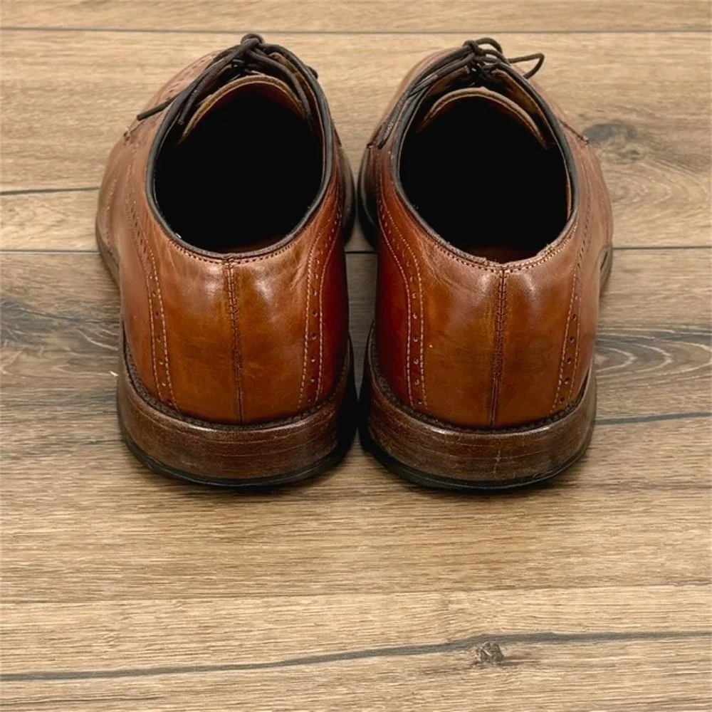 Allen Edmonds brand allen